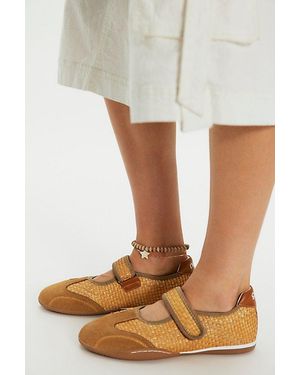 Goodnews Lula Mary Jane Trainers - White