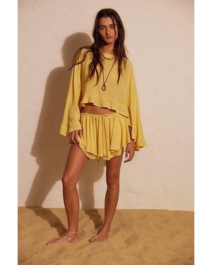 free-est Delilah Skort Set By - Yellow