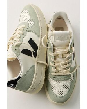 Veja V-10 Trainer Shoe - Multicolour