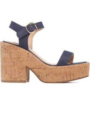 Gabriela Hearst Sardis Platform Sandal - White
