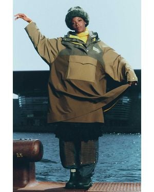 Ganni Poncho Aus 10K Wasserfestem Shell-Material - Blau