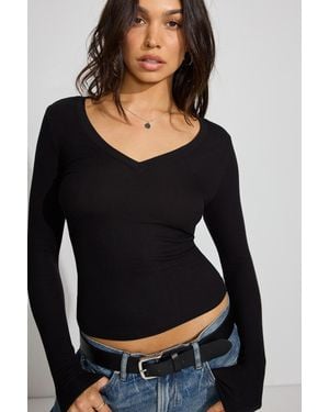 Garage Serene Deep V-Neck Long Sleeve Top - Black