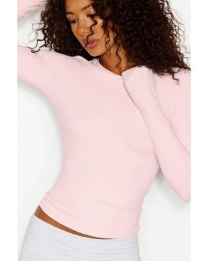 Garage Sleek Crewneck Longsleeve Top - Pink
