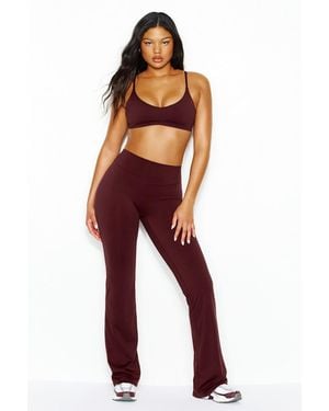 Garage Form Active Flare Pants - Red