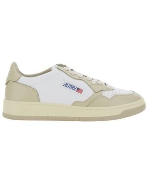 Autry 'Medalist' Low Top Trainers With Logo Patch On Tongue And - White