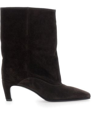 Strategia 'Amber' Ankle Boots With Pointed Design - Black