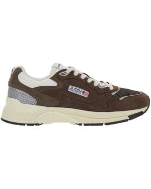 Autry Sneakers With Leather Details And Rubber Sole - Brown