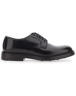 Doucal's Oxford Shoes With Rounded Toe And Laces On The Front In - White