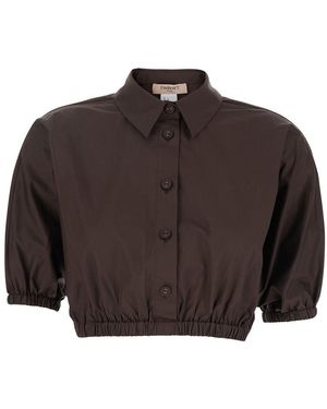 Twinset Top Con Colletto Classico E Dettaglio Placca Logo Sul Retro In - Marrone