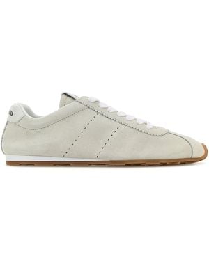 Miu Miu Sneakers Plume in pelle scamosciata bianca - Bianco