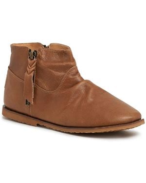 Bass boots womens sale online