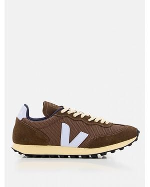 Veja Trainers - Brown