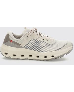 On Shoes Baskets Cloudvista 3 Bicolores Légères Et Matelassées - Blanc