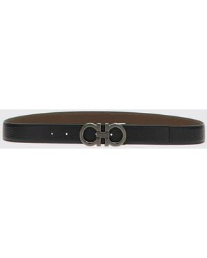Ferragamo Gancini Grained Calfskin Leather Belt - White