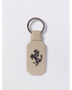 Ferrari Keyring - White