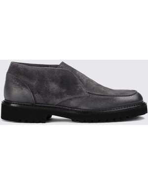 Doucal's Boot - White