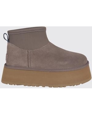 UGG Flat Ankle Boots - Brown