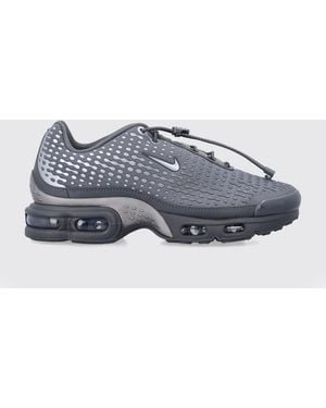 Nike Trainers - Grey