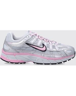 Nike Trainers - White