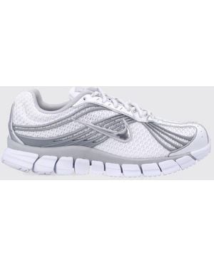 Nike Trainers - White
