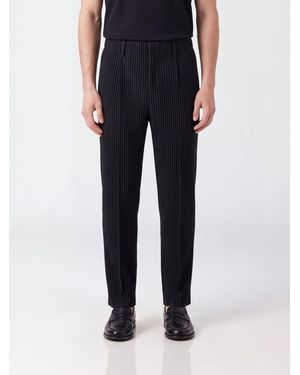 Homme Plissé Issey Miyake Homme Plissé Issey Miyake Slim Fit Pleated Technical Fabric Trousers With Slit - Black