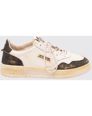 Autry Medalist Low Super Vintage Calfskin Sneakers With Worn Effect - Natural