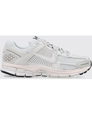 Nike Trainers - White