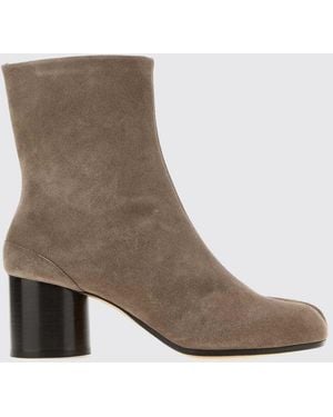Maison Margiela Tabi Suede Ankle Boots With Cylindrical Heel - Brown