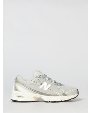 New Balance Trainers - White
