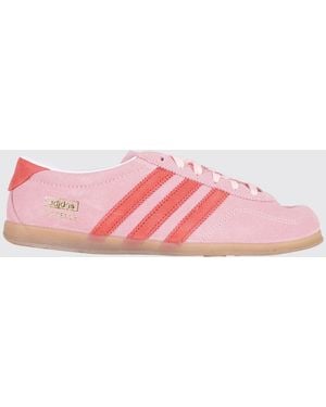 adidas Originals Gazelle Lo Pro Low Top Suede Trainers With 3-Stripes Detail - Pink