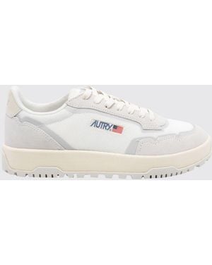 Autry Wildpace Low Leather And Mesh Trainers With Contrast Logo And Serrated Sole - Natural
