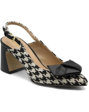 Charles David Aerinne Pump - Black