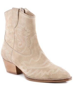 Seychelles Eagle Rock Suede Boot - Natural