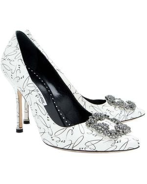 Manolo Blahnik Leather Hangisi Decade Of Love Pump (authentic Pre- Loved) - White