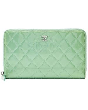 CHANEL Green Patent Leather Cc Organizer Wallet (authentic Pre-loved)
