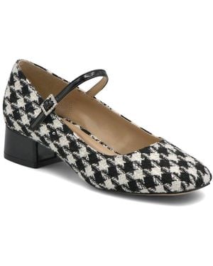 Charles David Zinnia Pump - Black