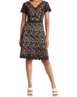 Shani Focus By V-Neck A-Line Laser Cutting Dress - Black