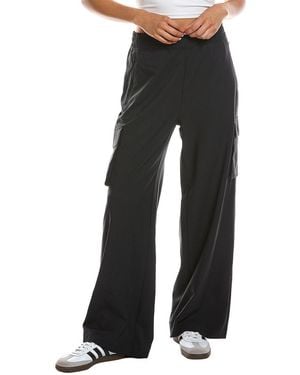 Beyond Yoga 30in City Chic Cargo Pant - Black