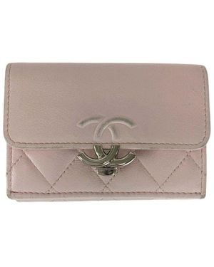 CHANEL Matelassé Leather Compact Wallet (authentic Pre-loved) - Grey