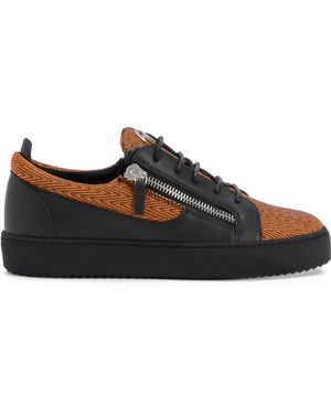 Out season zanotti hotsell