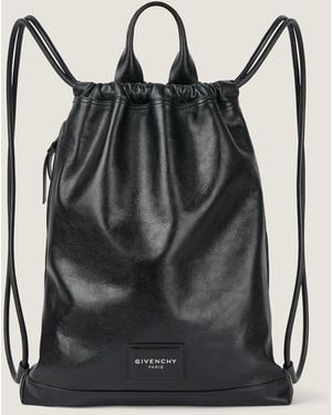 Givenchy Antigona Stamped Backpack In Grained Shiny Leather - Black