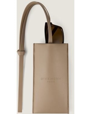 Givenchy Antigona Stamped Sunglasses Case - Natural