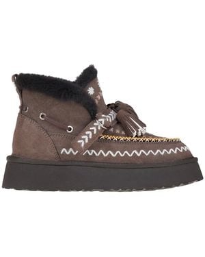 Nan-Ku Couture Embellished Suede Mules - Brown