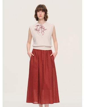 GOELIA Cap Sleeve Knit Tank Top And 100% Ramie Skirt Two-Piece Set With Silk Scarf - White