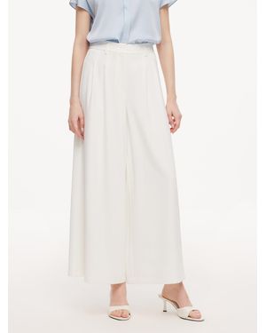 GOELIA Four-Way Stretch Relaxed Ankle Length Pants - White