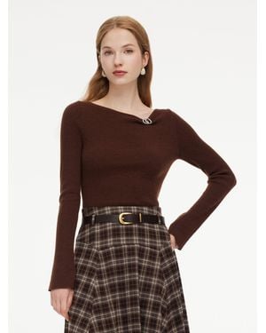 GOELIA Wool Blend Boat Neck Knit Top With Go Letter Clip - Brown