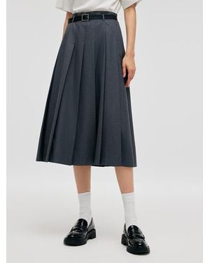 GOELIA A-Line Pleated Skirt With Belt - Blue