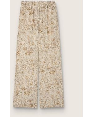 Golden Goose Sweatpants With Cream And Floral Print - Natural