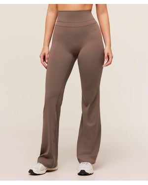 GYMSHARK Whitney Regular Flared Legging - Brown