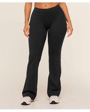 GYMSHARK Whitney Mid-High Rise Flared Leggings - Black